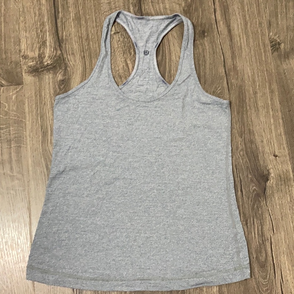 Lululemon tank top